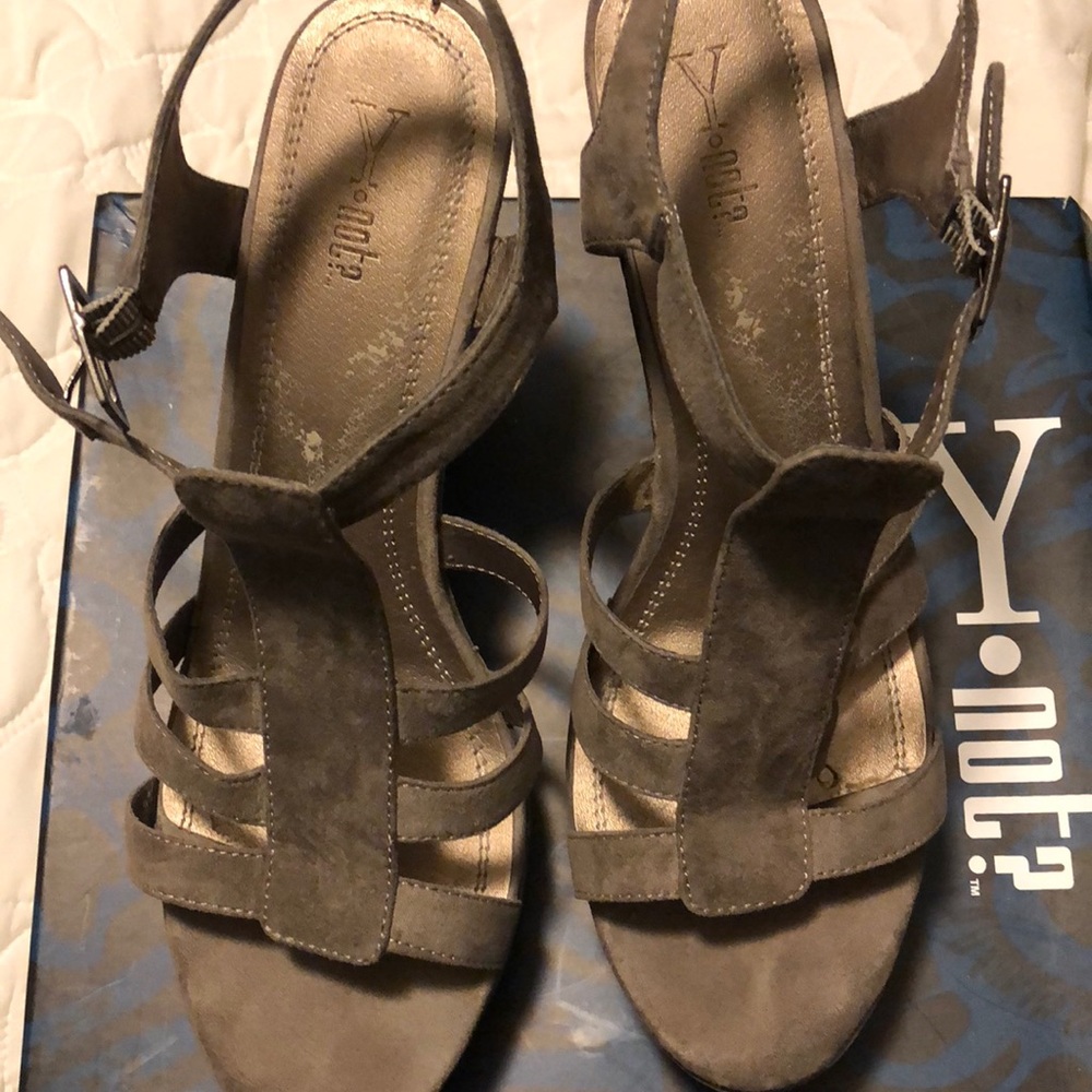 Suede Grey Wedge
